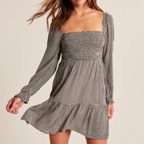 Abercrombie Long Sleeve Smocked Mini Dress - Picture 3 of 5